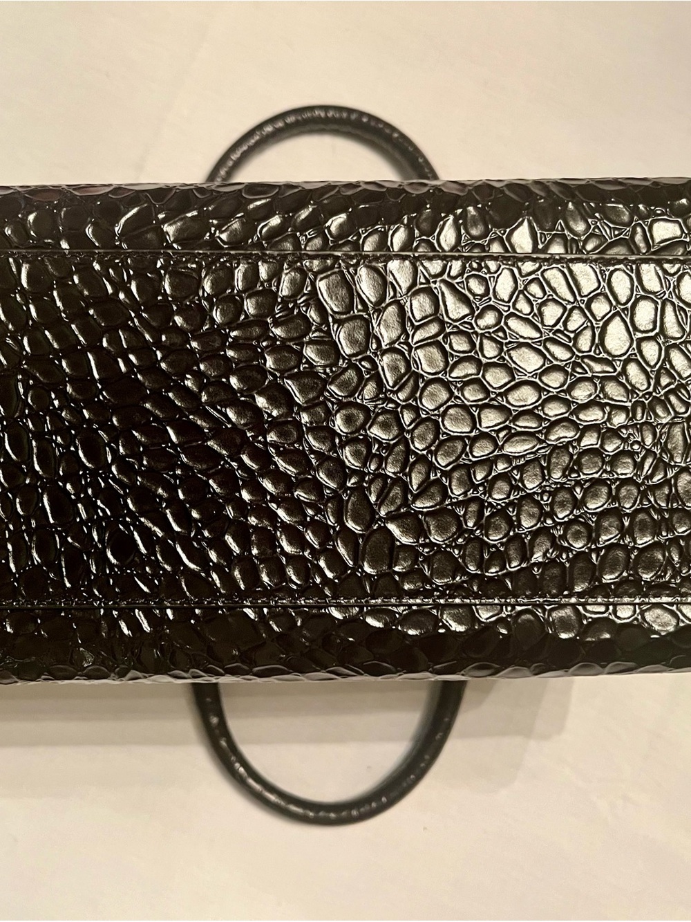 Brahmin Black Cami Satchel with Gold Hardware EUC - Picture 5 of 12